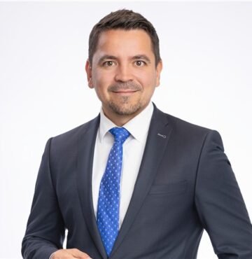 Holding & Finance Companies