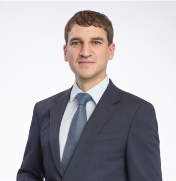 Holding & Finance Companies