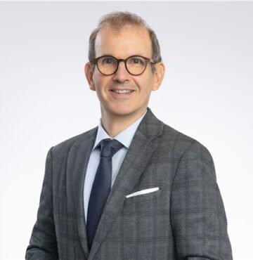 Holding & Finance Companies